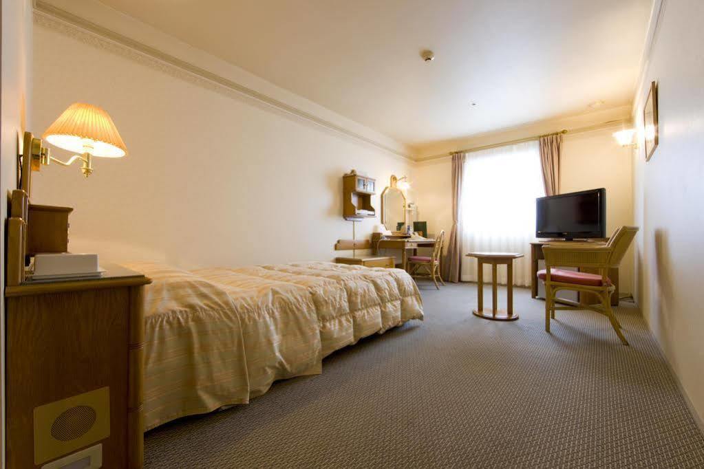 Hotel Merieges Миядзаки Екстериор снимка