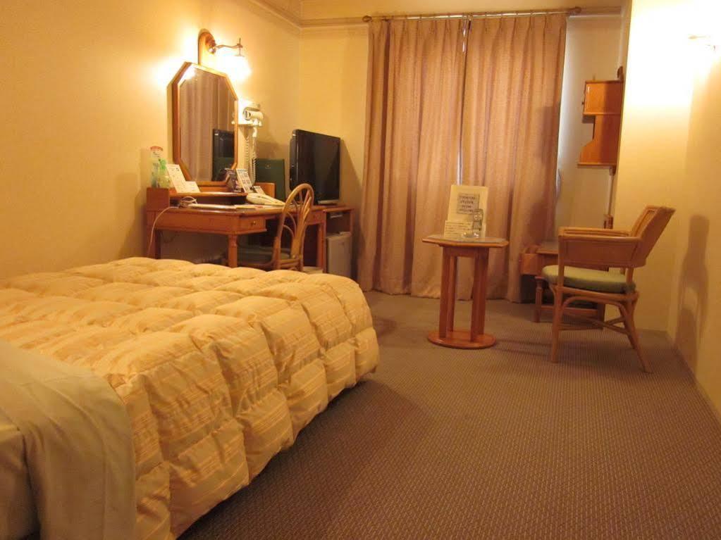 Hotel Merieges Миядзаки Екстериор снимка